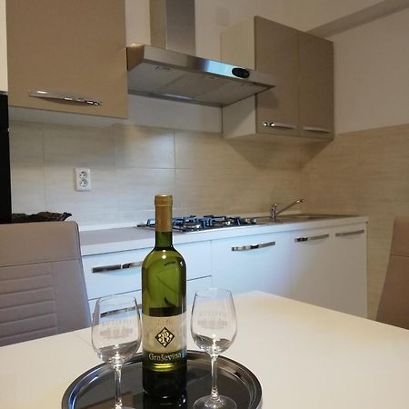 סנג' Guesthouse Vesna מראה חיצוני תמונה