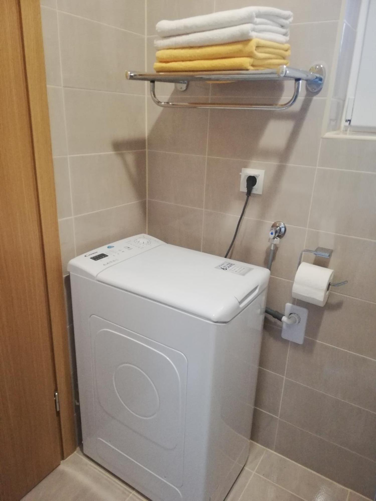סנג' Guesthouse Vesna מראה חיצוני תמונה